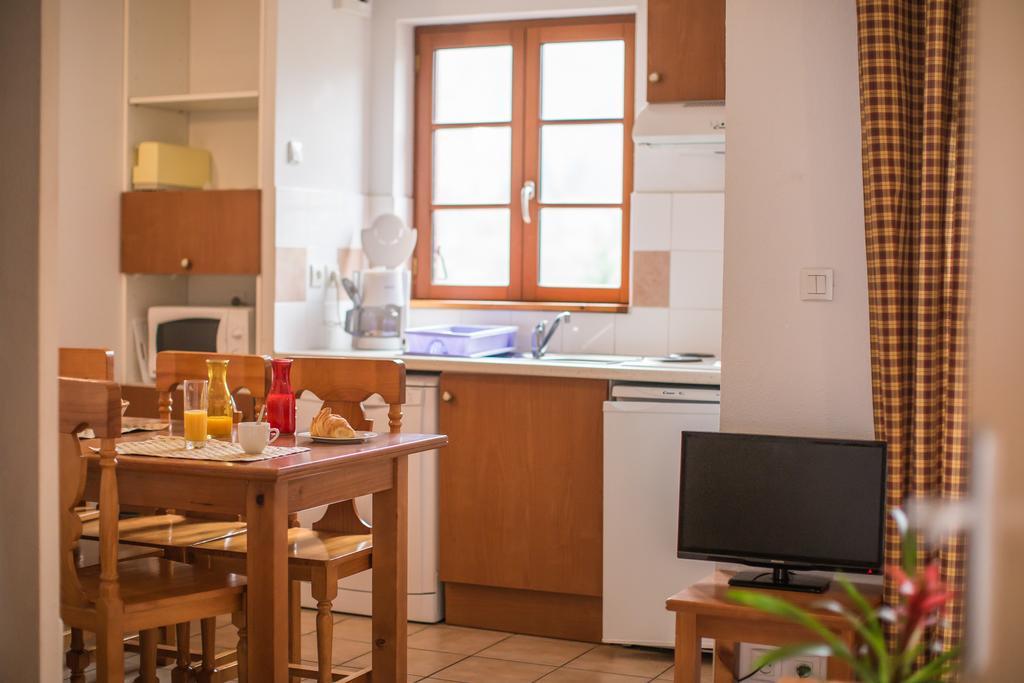 Residence Nemea Les Chalets D'Estive Cauterets Rom bilde