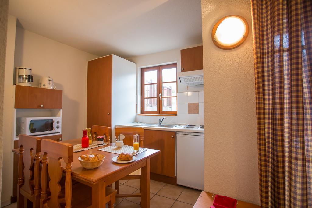 Residence Nemea Les Chalets D'Estive Cauterets Rom bilde